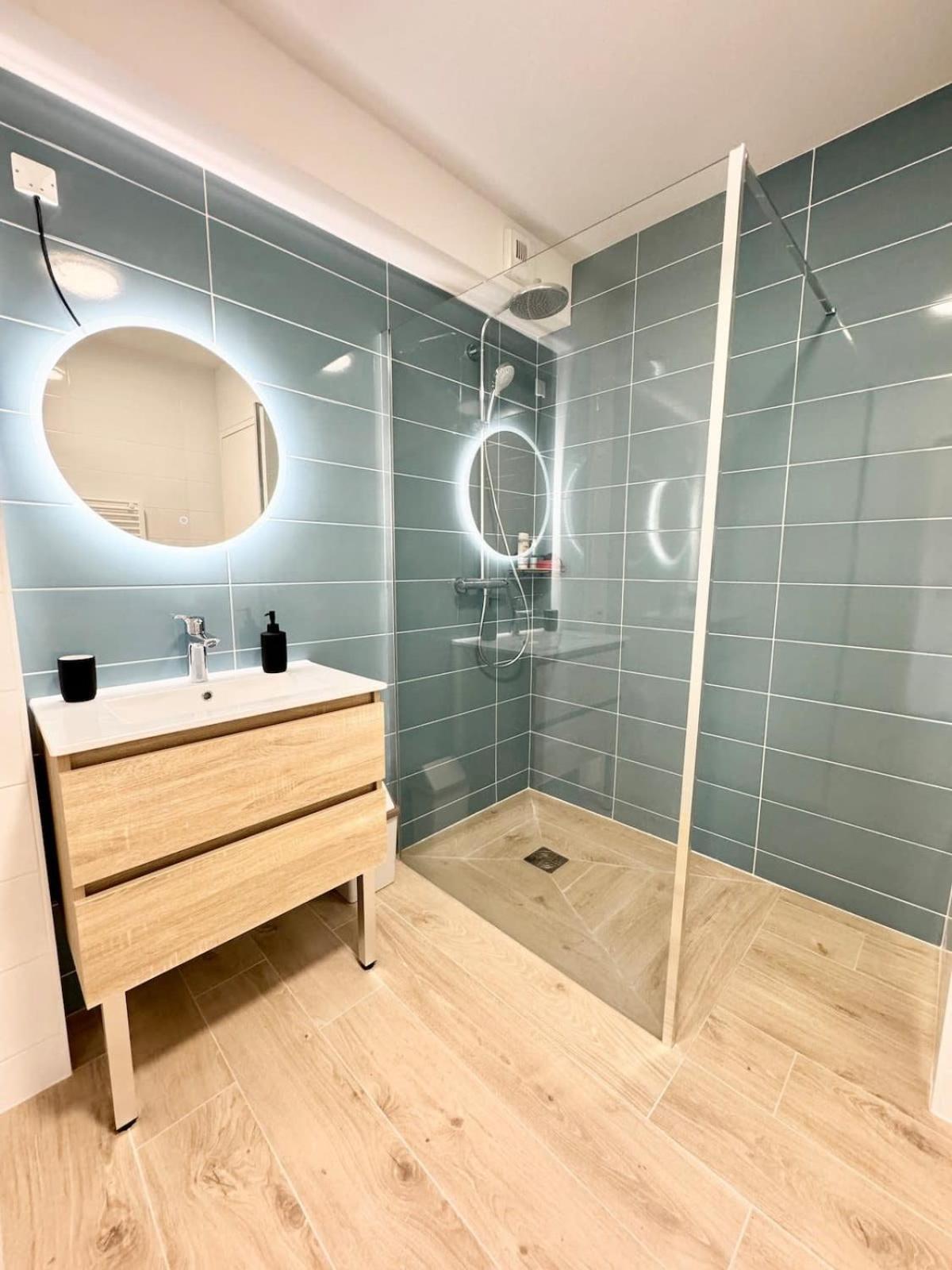 Maisonnette Tout Confort - Golf - Piscine Quéven 외부 사진