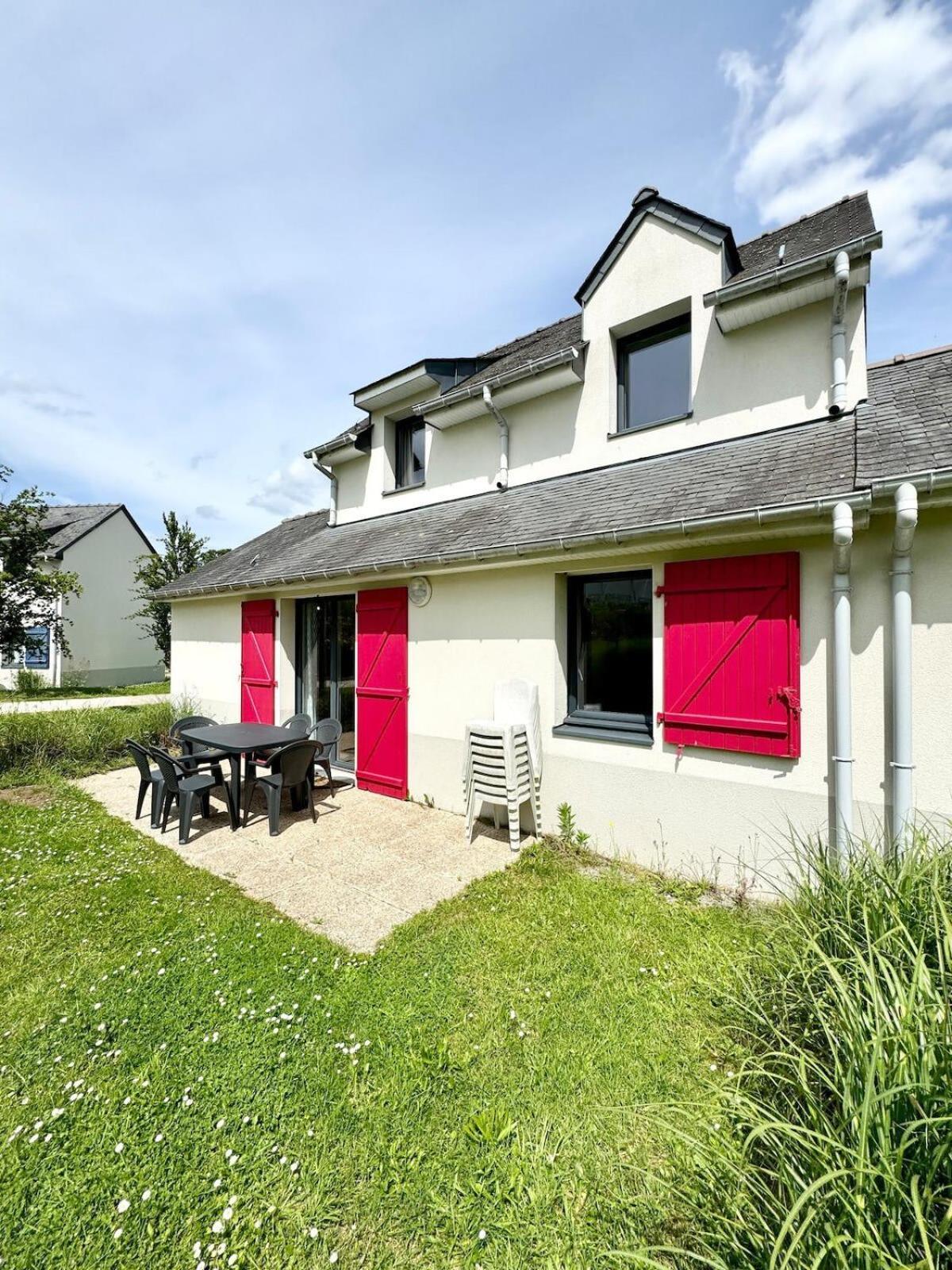 Maisonnette Tout Confort - Golf - Piscine Quéven 외부 사진